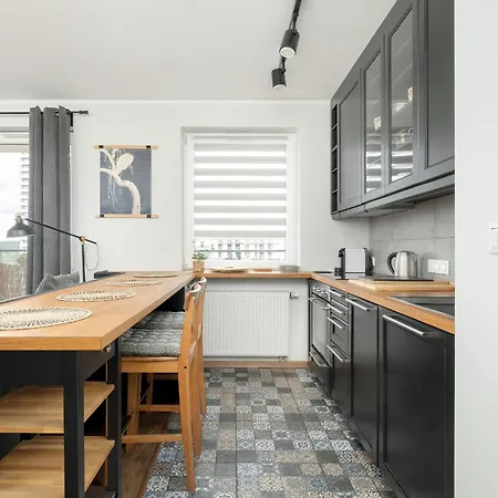 Przytulny I Nowoczesny Z Miejscem Parkingowym W Katowicach By Renters Apartment Kattowitz