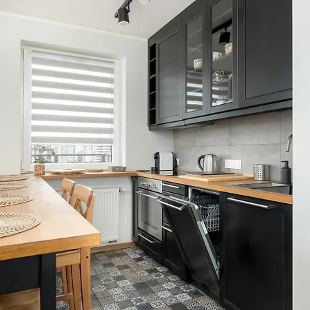 Przytulny I Nowoczesny Z Miejscem Parkingowym W Katowicach By Renters * Kattowitz