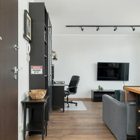Apartament Przytulny I Nowoczesny Z Miejscem Parkingowym W Katowicach By Renters Katowice