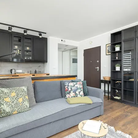 Przytulny I Nowoczesny Z Miejscem Parkingowym W Katowicach By Renters Apartament *
