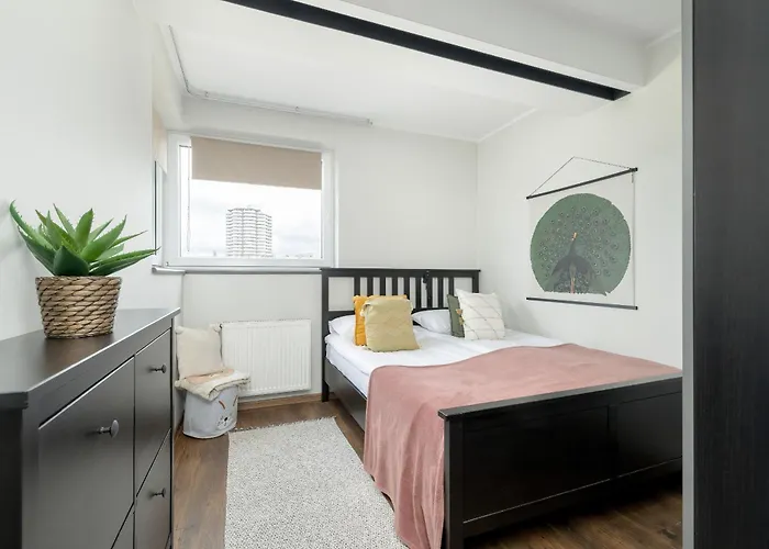 Przytulny I Nowoczesny Z Miejscem Parkingowym W Katowicach By Renters *