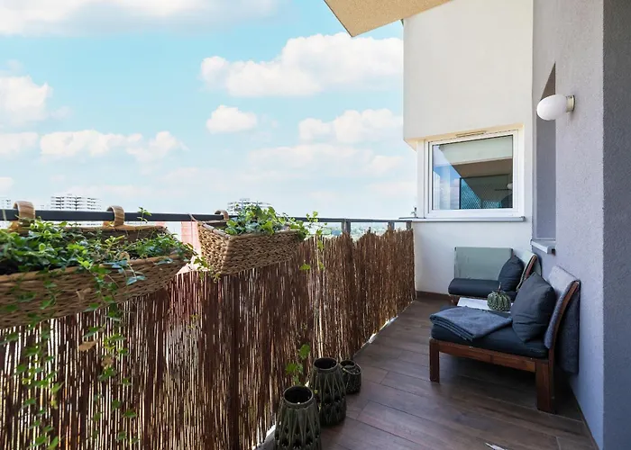 Przytulny I Nowoczesny Z Miejscem Parkingowym W Katowicach By Renters Appartement *