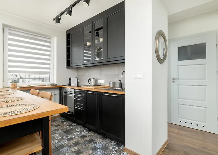 Przytulny I Nowoczesny Z Miejscem Parkingowym W Katowicach By Renters *