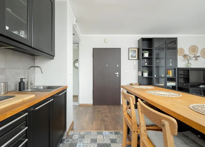 Przytulny I Nowoczesny Z Miejscem Parkingowym W Katowicach By Renters *